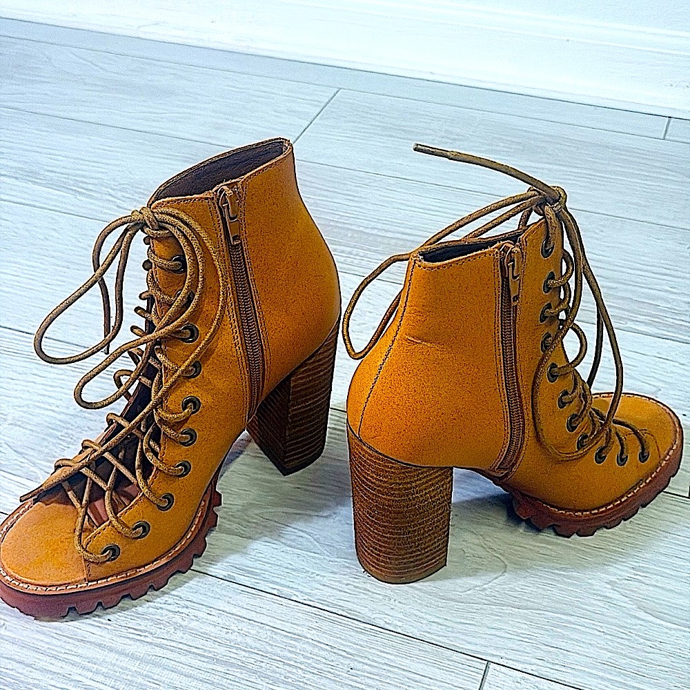 Jeffrey Campbell Tan Lace-Up Chunky Heel Boots - Picture 2 of 3